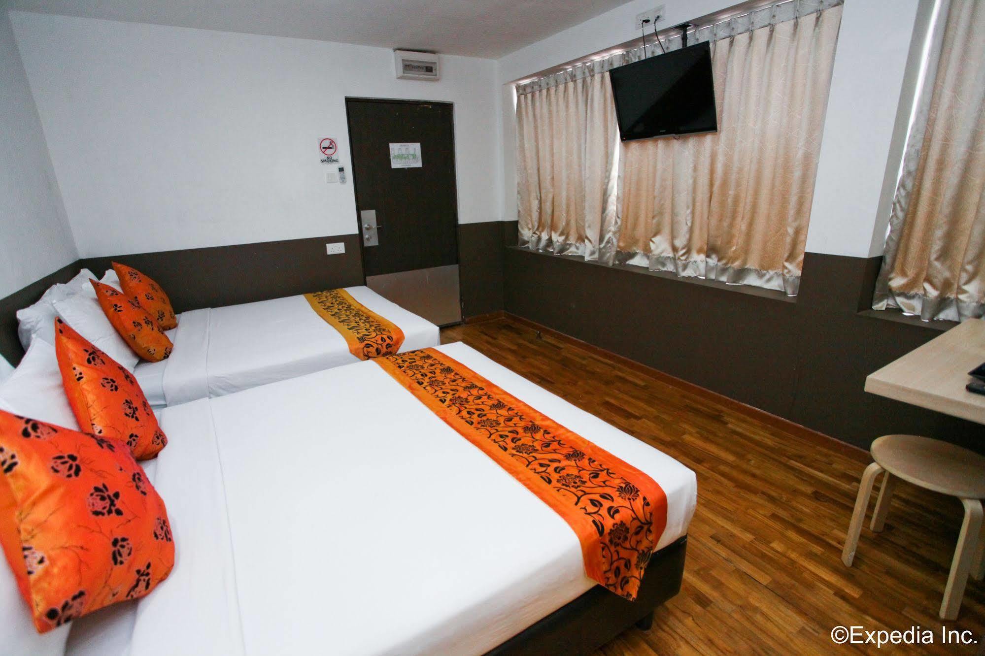 Philip 3* Singapura